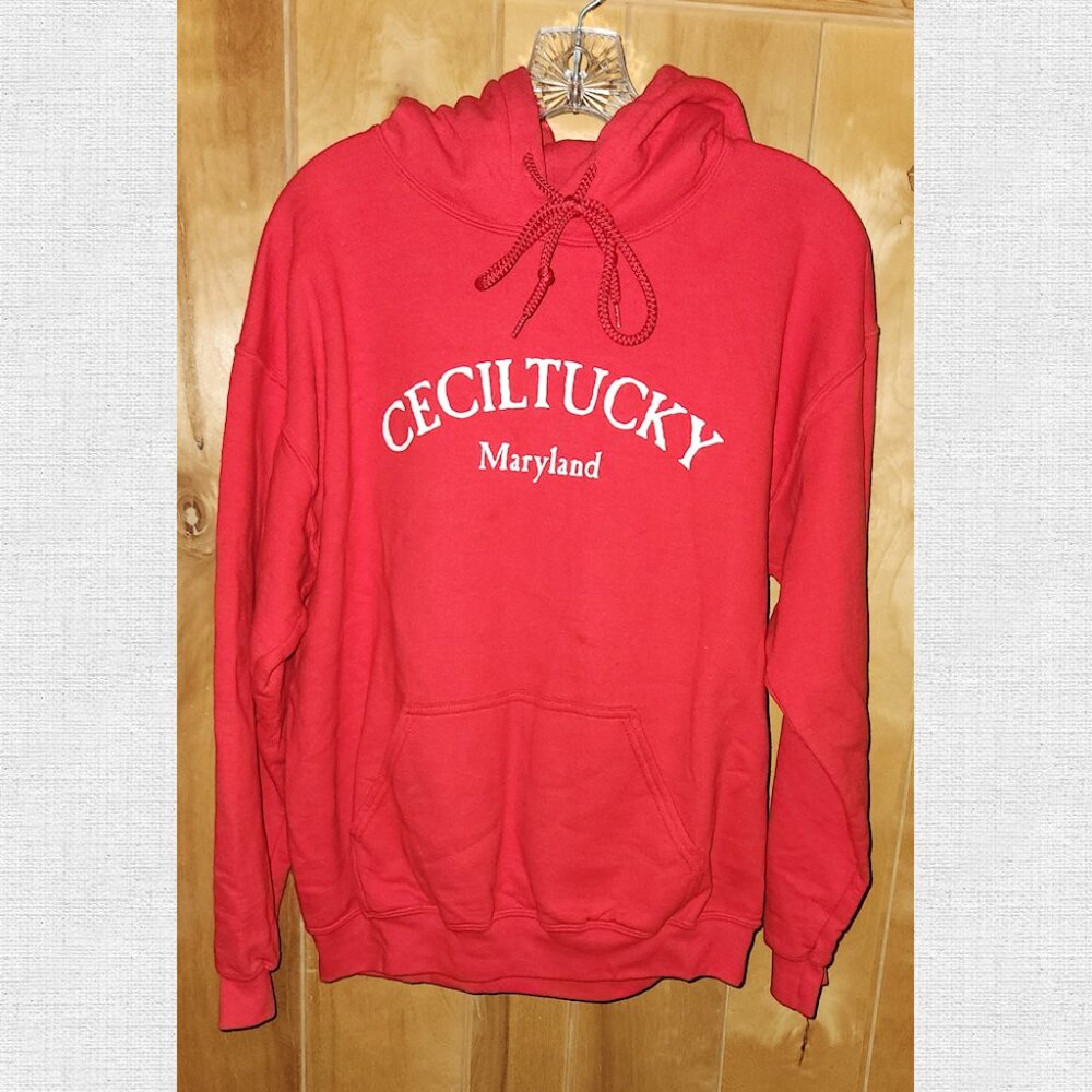Gildan "Ceciltucky" Hoodie Size M